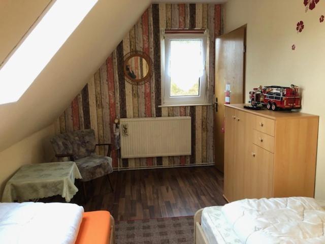 Neumann - Ein Ganzes Haus Fuer Ihren Urlaub! Appartement Hessenburg